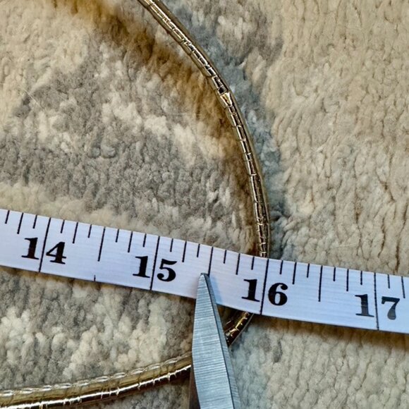 1980s Vintage Gold Vegan Leather Evening Bag - Picture 7 of 7